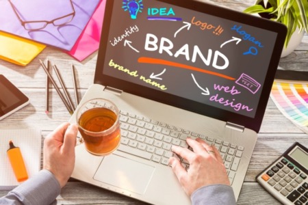 nhận diện thương hiệu apple